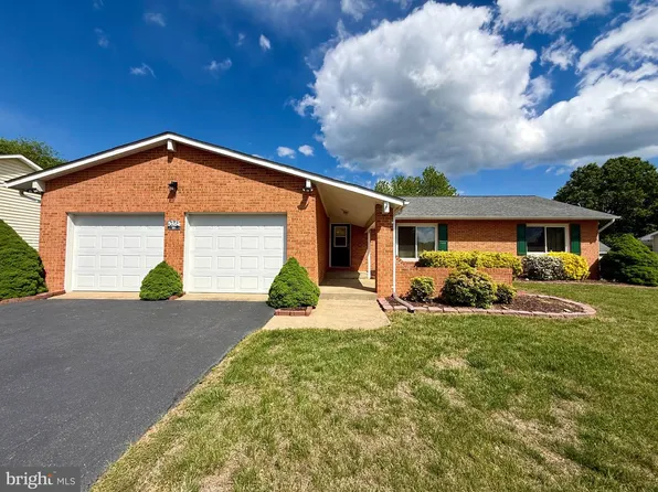 12 Myers Dr, Fredericksburg, VA 22405