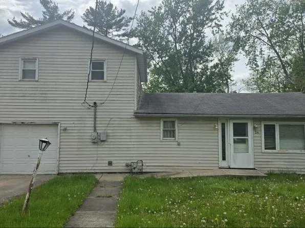 24 McCurahan St, Valparaiso, IN 46385
