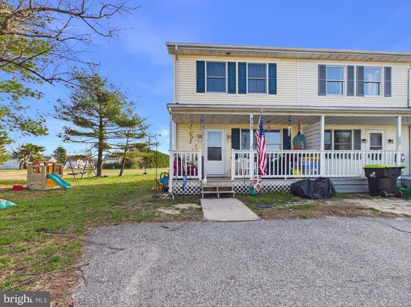 332 Bay Ct, Milton, DE 19968
