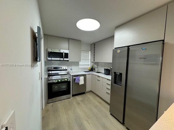 8900 Washington Blvd APT 304A, Pembroke Pines, FL 33025
