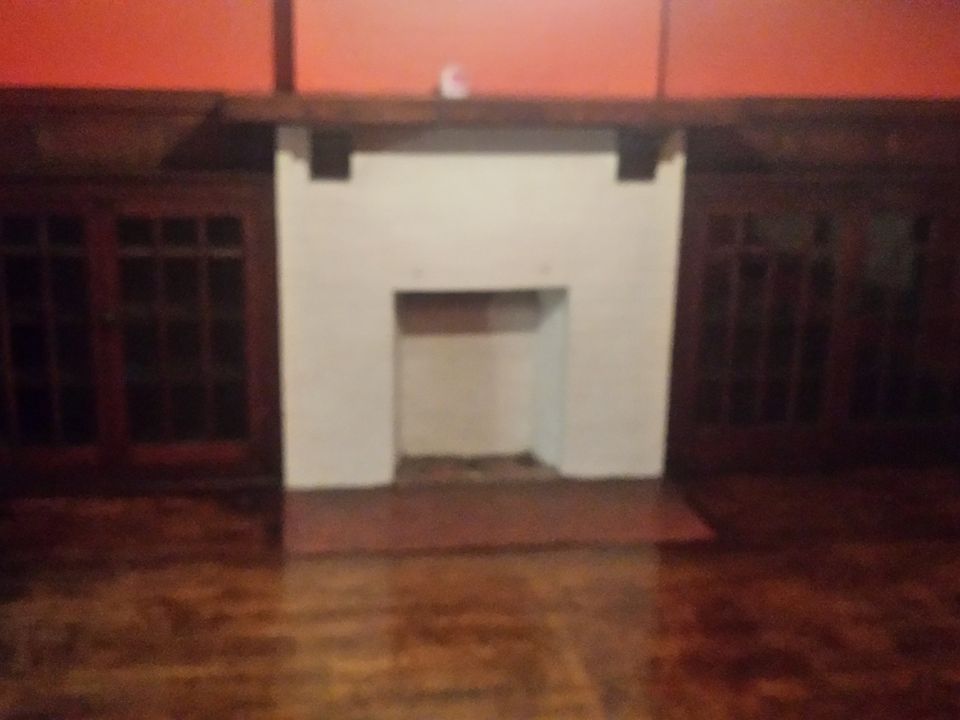 1916 livingroom