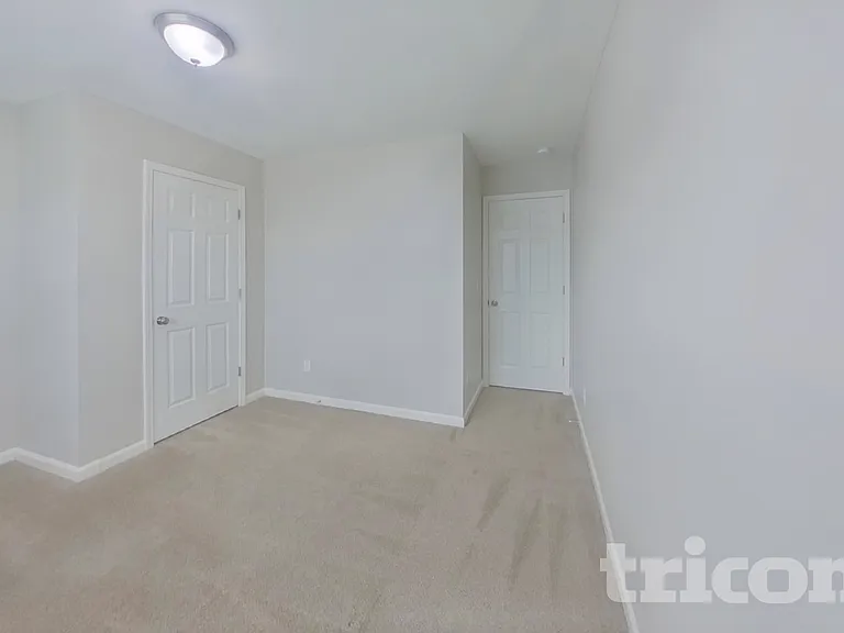 513 Gentle Breeze Ln — Photo 12
