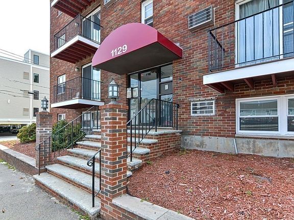 2nd image of 1129 N Shore Rd APT 2D