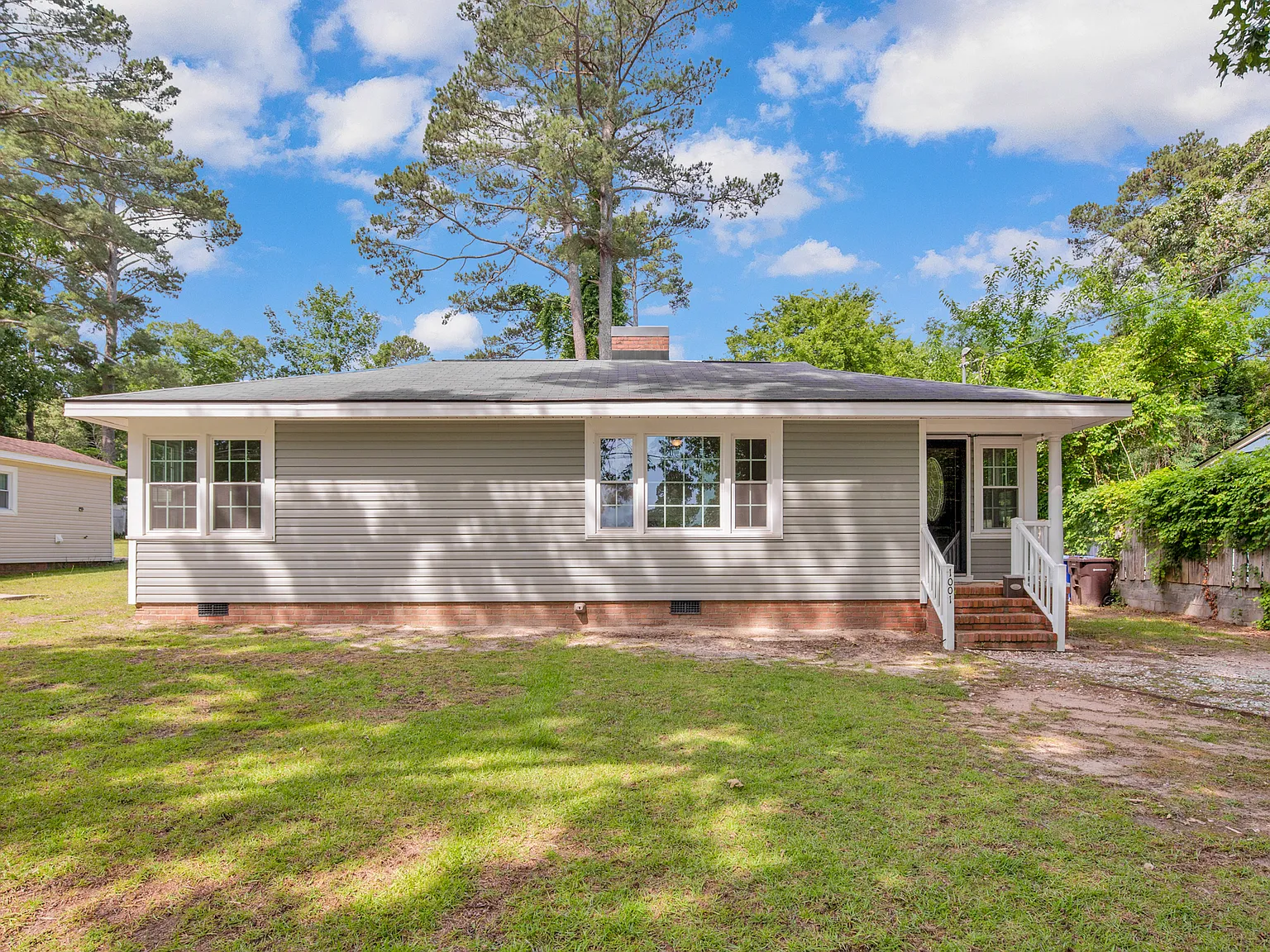 3 bed, 1086 sqft, $1,500 — Photo 3