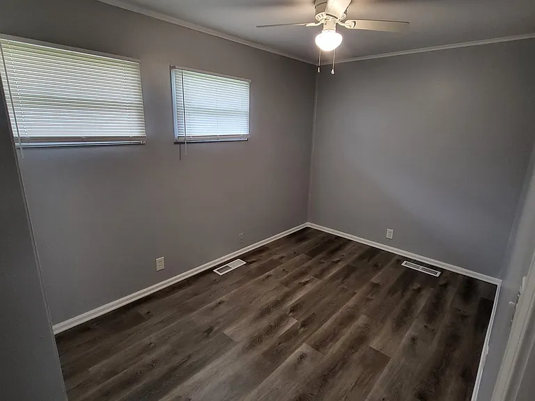 608 Bernard Ave — Photo 13