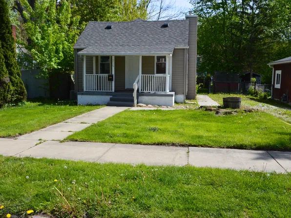 215 Dunlap St, Lansing, MI 48910