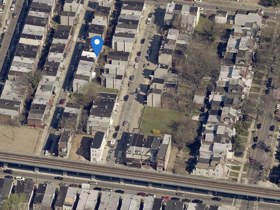 2nd image of 47 Dearborn St