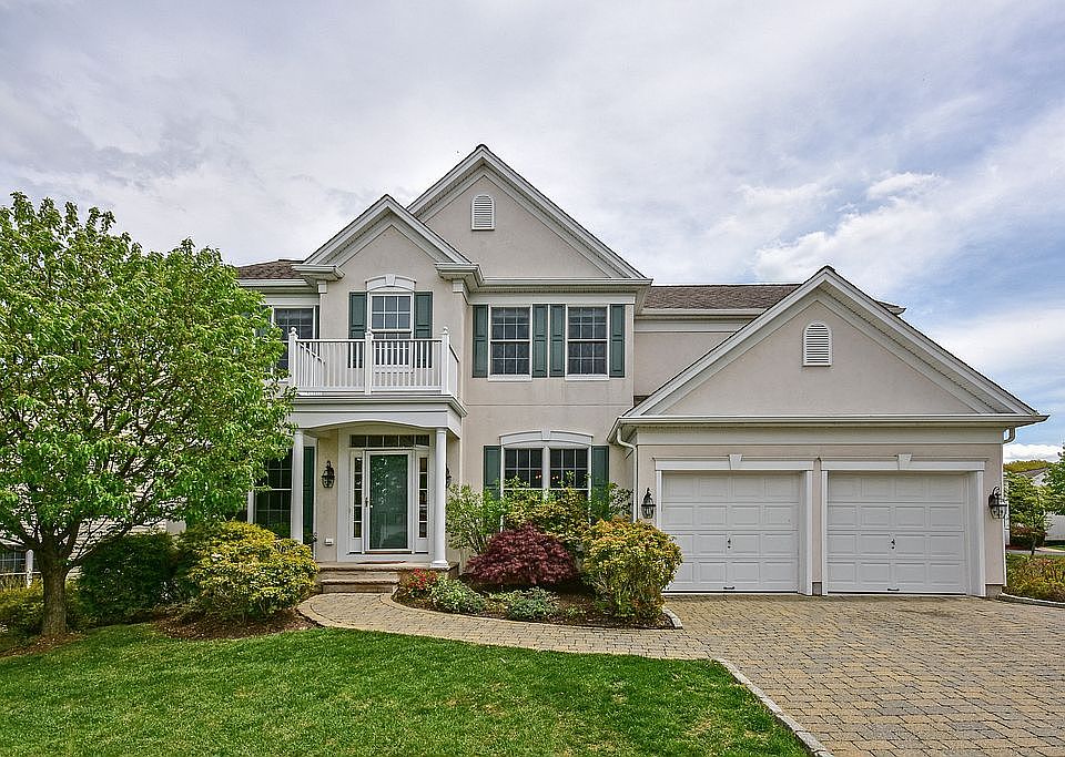 Hickory Hill Center Hall 