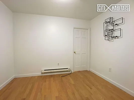 Rented by Citi Habitats | media 37