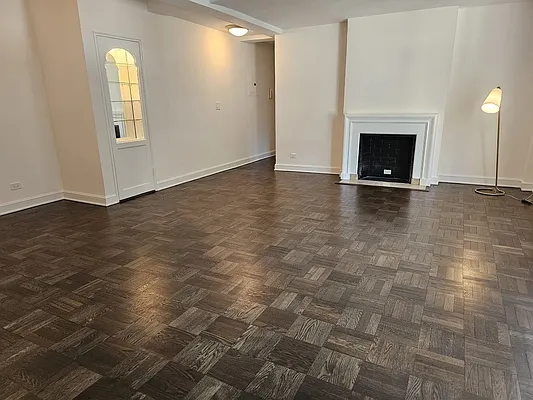 Rented by essential NEW YORK Real Estate | media 23