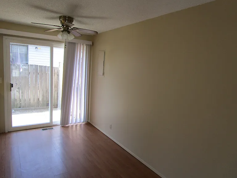 23212 NE Halsey St — Photo 6