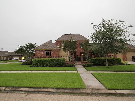 2nd image of 14361 Bluff Pass Dr