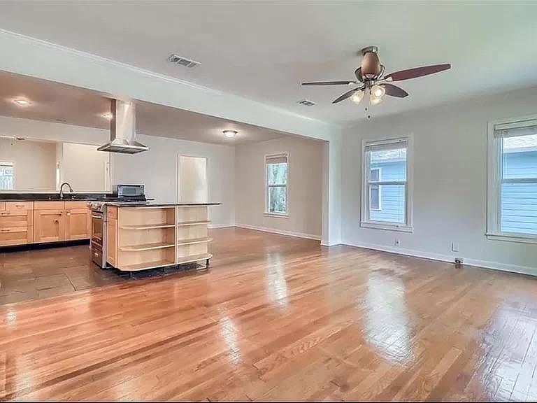 1404 Kinney Ave, Austin, TX 78704 | Zillow