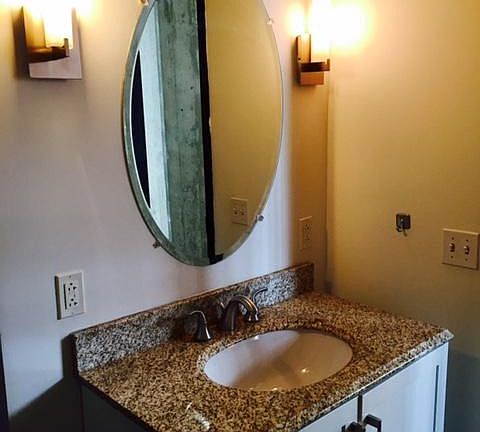 5th image of 2034 Lucas Ave APT 304