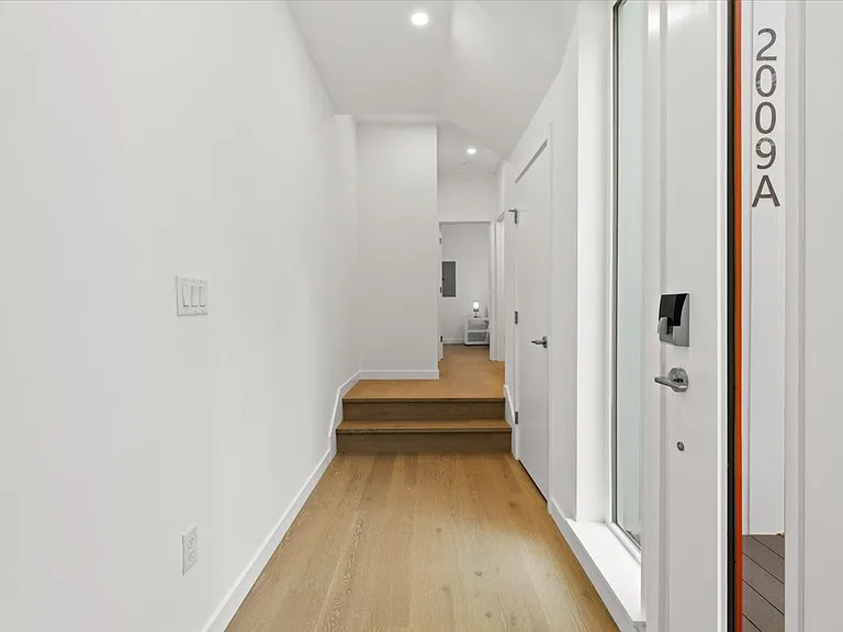 2009 S Norman St #A — Photo 19