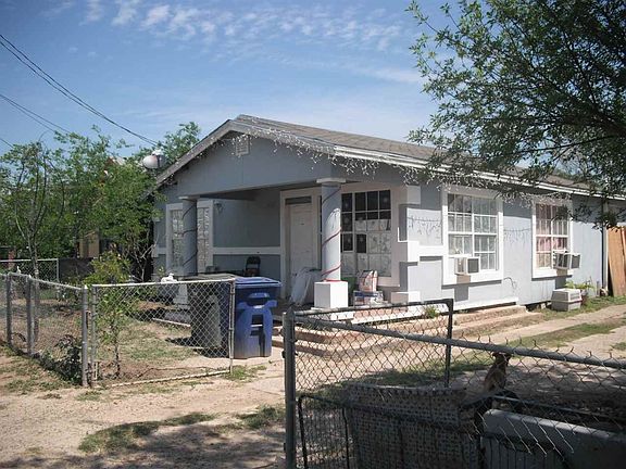 2nd image of 4007 Santa Cleotilde Ave