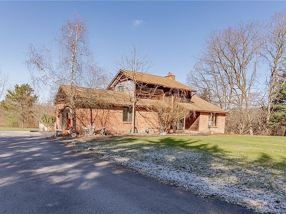 2nd image of 95 Cook Rd