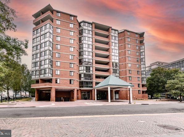 1001 N Randolph St APT 723