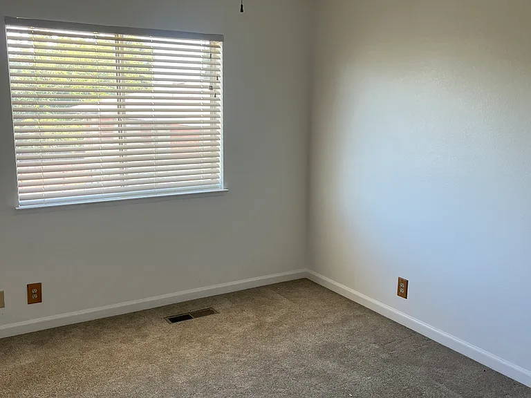 5014 Sandmound Blvd — Photo 13