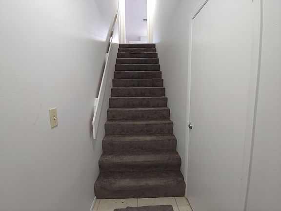 3rd image of 5324 Desoto Pl APT B