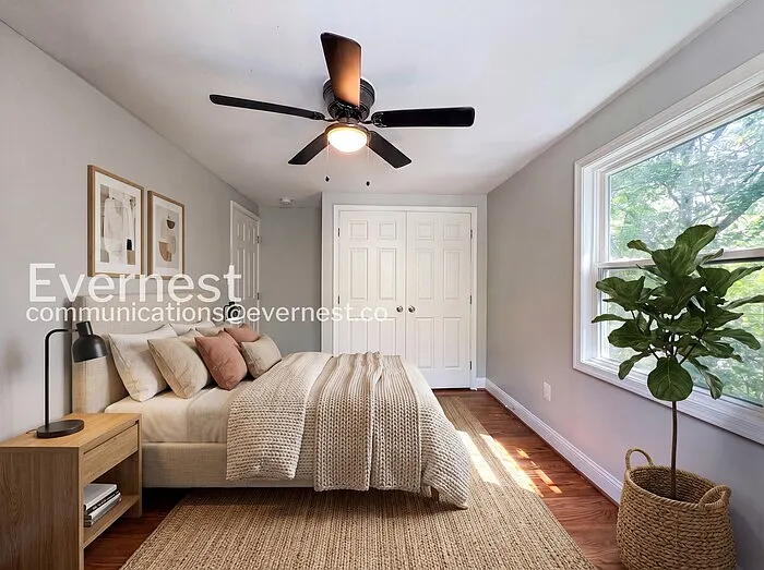 8202 Sheriff Rd — Photo 5