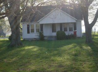 9928 Williams Rd, Manchester, TN 37355