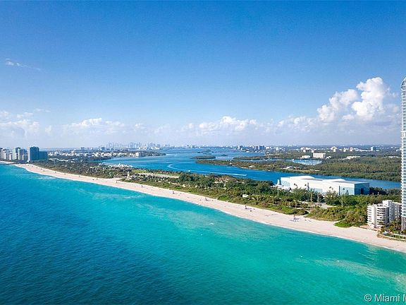 4th image of 15701 Collins Ave Unit 1103