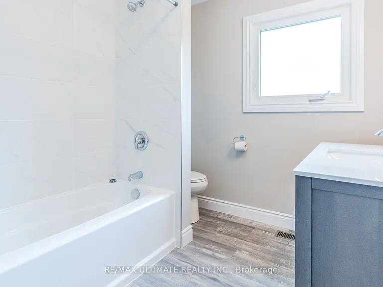 321 Warrington Rd — Photo 31