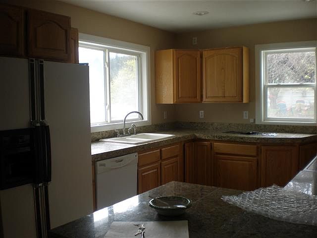 2nd image of 18 Orchard Ave