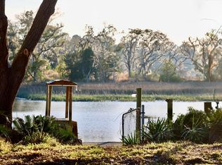 4559 Smoak Rd, Hollywood, SC 29449