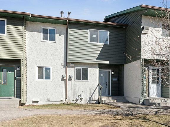 2nd image of 2511 38th St NE #94