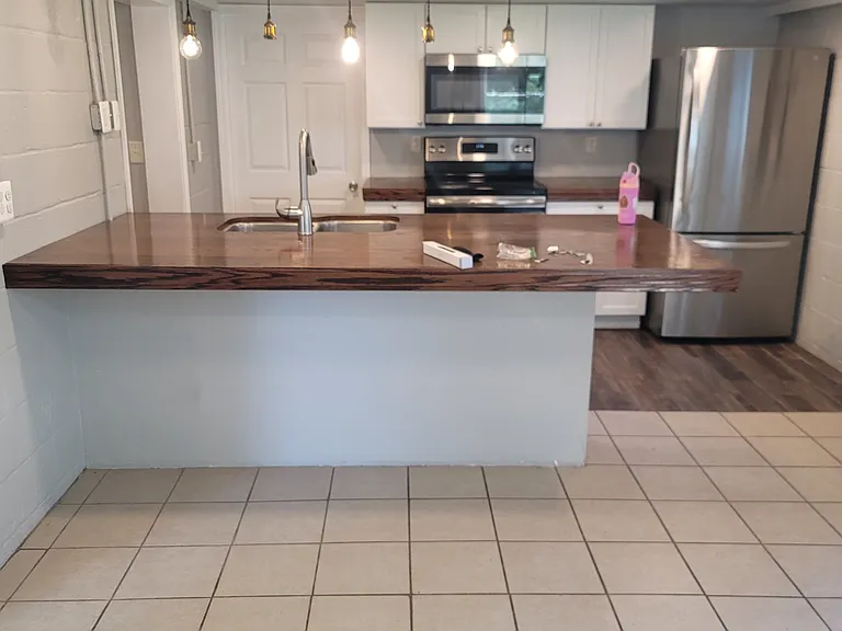329 S Hocker Ave #R — Photo 4