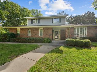 2390 Northwood Ln, Salina, KS 67401