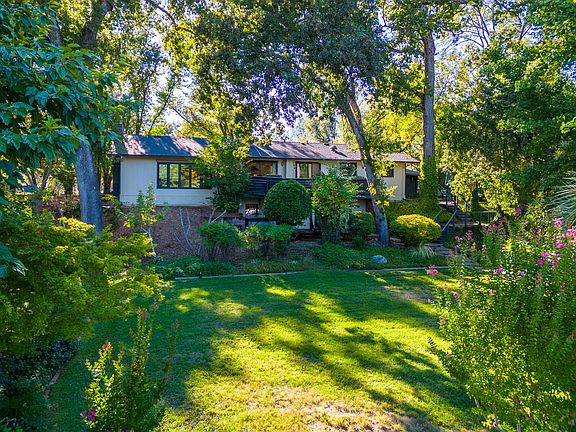 4th image of 9847 Oriole Ln