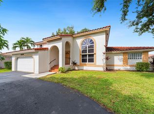 6839 E Longbow Bnd, Fort Lauderdale, FL 33331