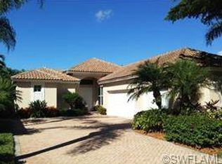 25024 Pinewater Cove Ln, Bonita Springs, FL 34134