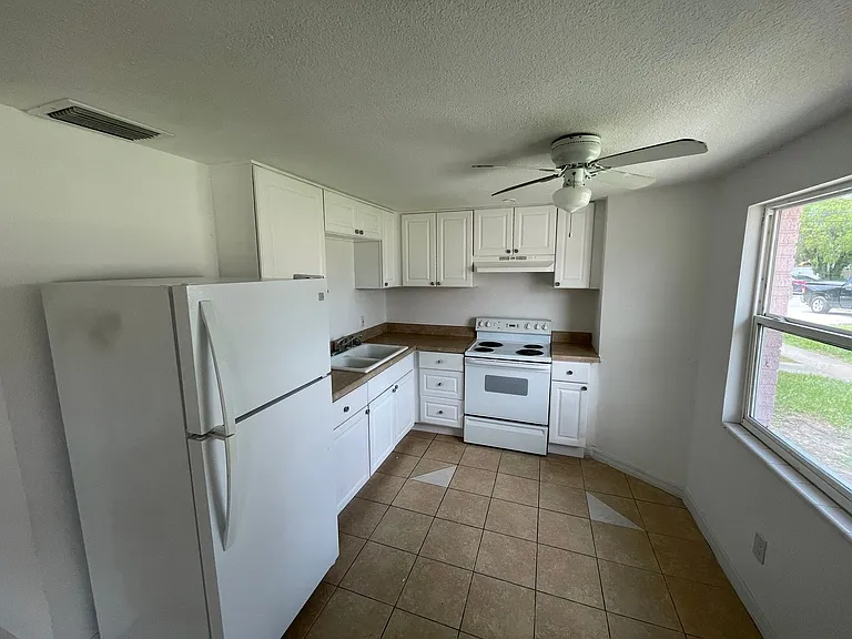 5319 Avery Rd — Photo 4
