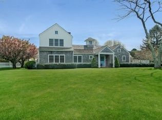 313 Mitchell Ln, Bridgehampton, NY 11932