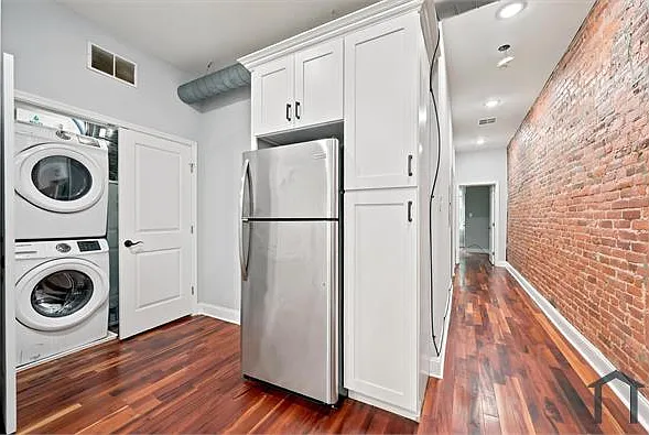 3220 W Diamond St #2 — Photo 9