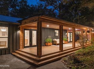 515 Johnson Ln, Gatlinburg, TN 37738