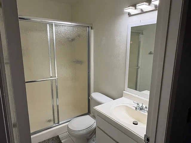 3 bed, 1035 sqft, $2,750 — Photo 4