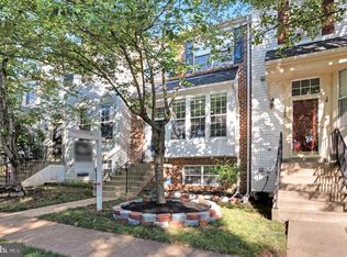 8302 Wallace Ln, Manassas, VA 20109