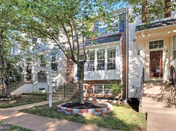 8302 Wallace Ln, Manassas, VA 20109