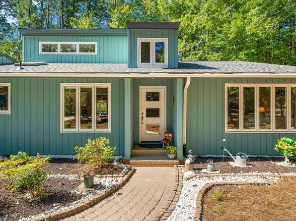 4007 Deer Track Trl, Sanford, NC 27332