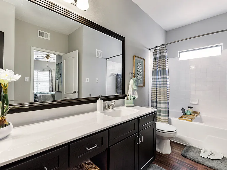 Lantana Ridge — Photo 16