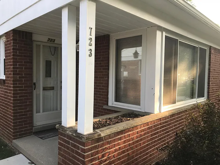 723 Butternut Ave — Photo 4