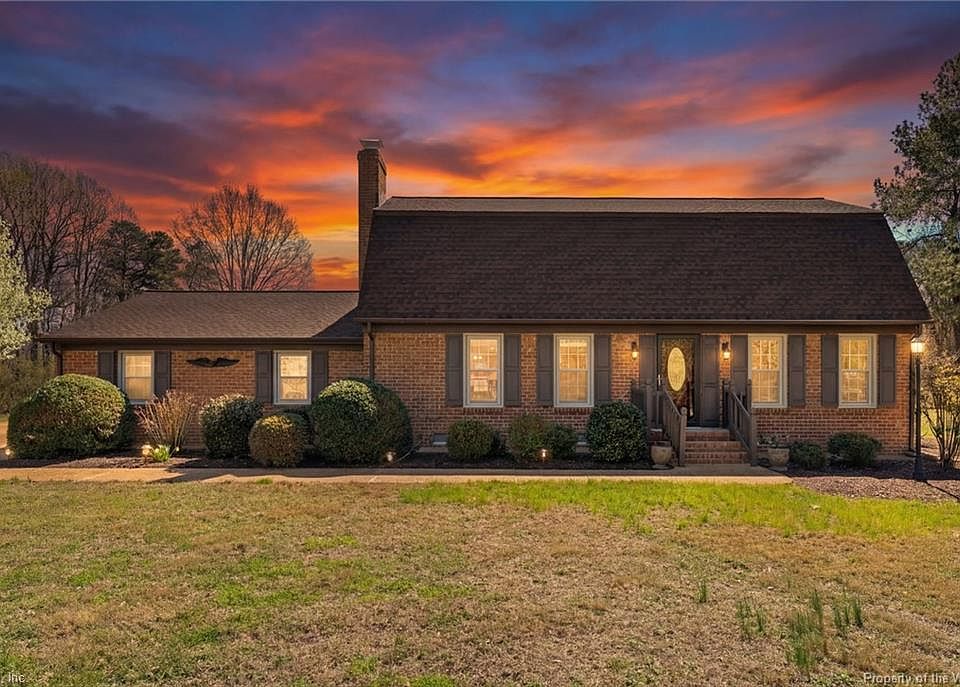 1st image of 103 Tanbark Ln