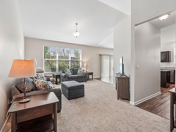 5th image of 8820 Natalie Ct