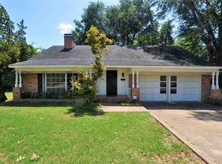 500 College Ave, Henderson, TX 75654
