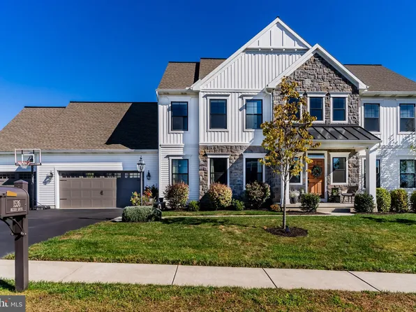 1536 Zestar Dr, Mechanicsburg, PA 17055